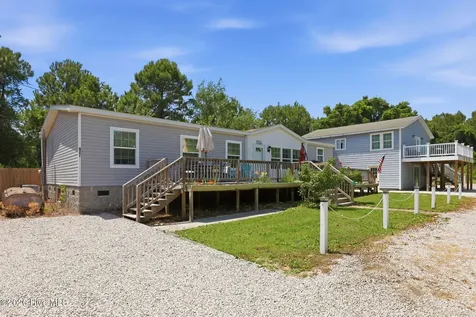 141 Pender Lane Newport NC 28570