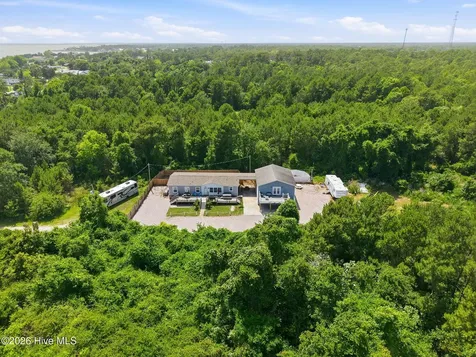 141 Pender Lane Newport NC 28570