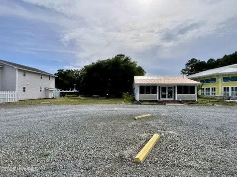 3247 Holden Beach Road SW Supply NC 28462