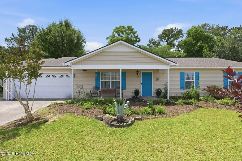 607 Darkwood Drive Havelock NC 28532