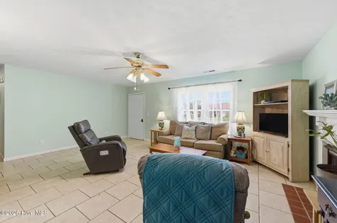 607 Darkwood Drive Havelock NC 28532