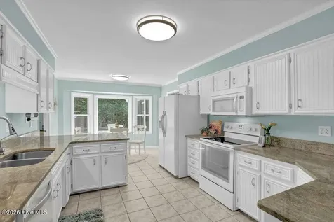 709 Sawgrass Road Hampstead NC 28443