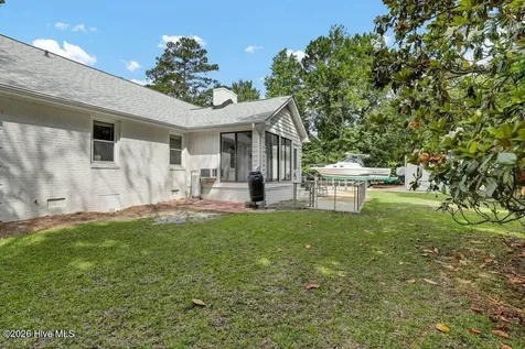 709 Sawgrass Road Hampstead NC 28443