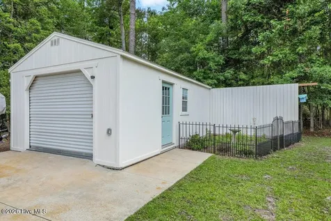 709 Sawgrass Road Hampstead NC 28443