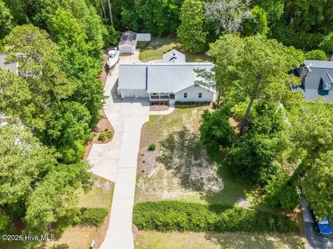 709 Sawgrass Road Hampstead NC 28443