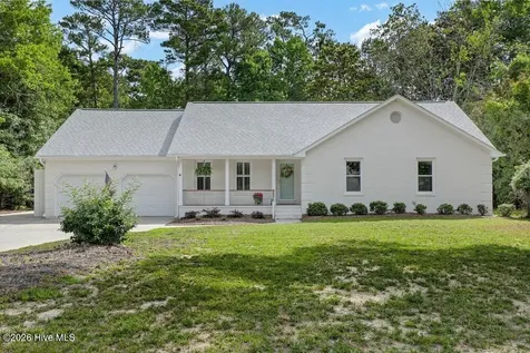 709 Sawgrass Road Hampstead NC 28443