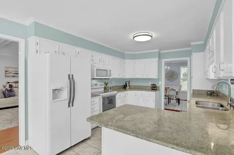 709 Sawgrass Road Hampstead NC 28443