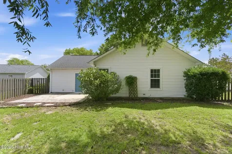 805 Valley Forge Court Wilmington NC 28411