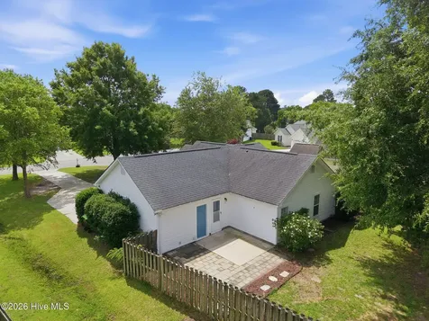 805 Valley Forge Court Wilmington NC 28411