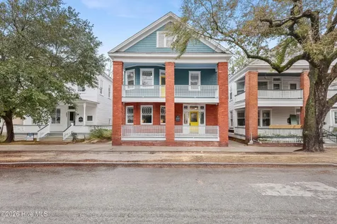 403 Dock Street Wilmington NC 28401
