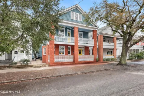 403 Dock Street Wilmington NC 28401