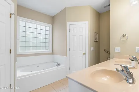 4359 Marsh Elder Court SE Southport NC 28461