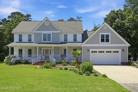 1929 Kingfisher Drive Morehead City NC 28557