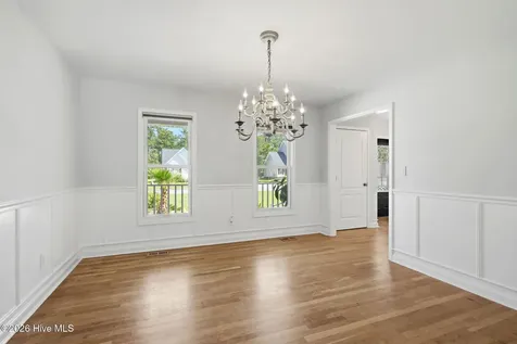 1929 Kingfisher Drive Morehead City NC 28557