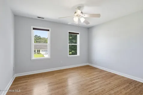 1929 Kingfisher Drive Morehead City NC 28557