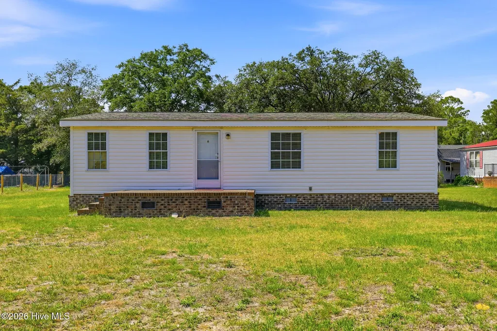 3014 Boones Neck Road SW Supply NC 28462