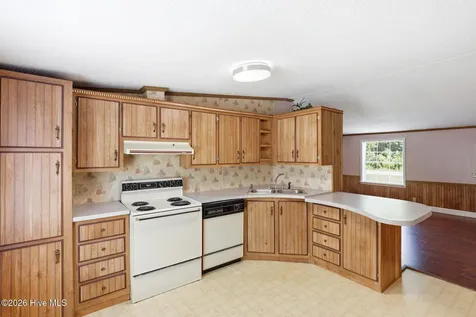3014 Boones Neck Road SW Supply NC 28462