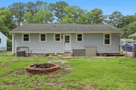 508 Oak Lane Jacksonville NC 28540