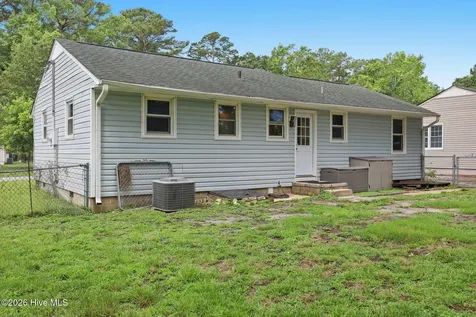 508 Oak Lane Jacksonville NC 28540