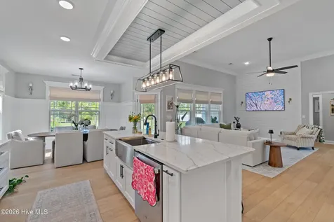 299 Boundaryline Drive NW Calabash NC 28467