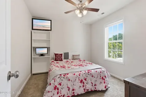 2105 Woodland Avenue New Bern NC 28560