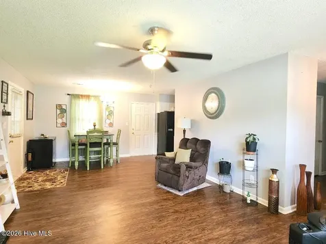 102 Fox Run Circle Greenville NC 27858