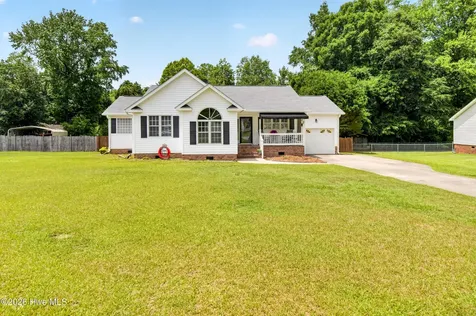 382 Stone Gate Drive Greenville NC 27858