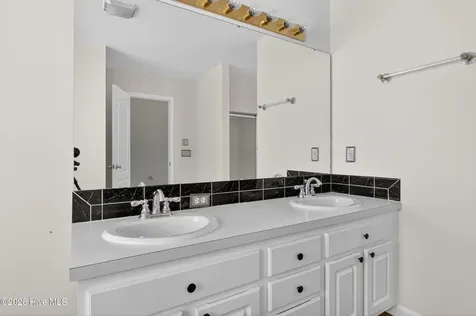 382 Stone Gate Drive Greenville NC 27858