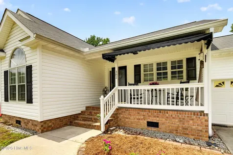 382 Stone Gate Drive Greenville NC 27858