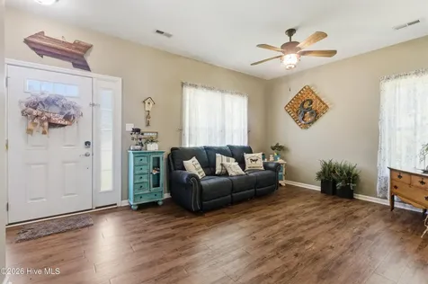 214 Stephen Court Havelock NC 28532
