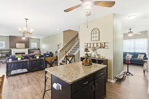 214 Stephen Court Havelock NC 28532