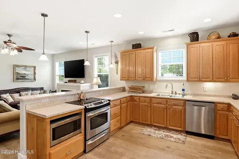 807 Factory Road Hampstead NC 28443