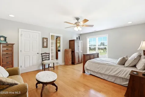 807 Factory Road Hampstead NC 28443