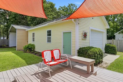 807 Factory Road Hampstead NC 28443