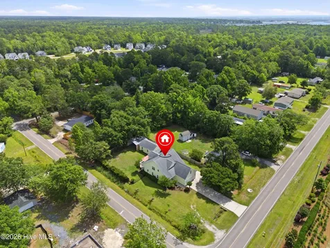 807 Factory Road Hampstead NC 28443
