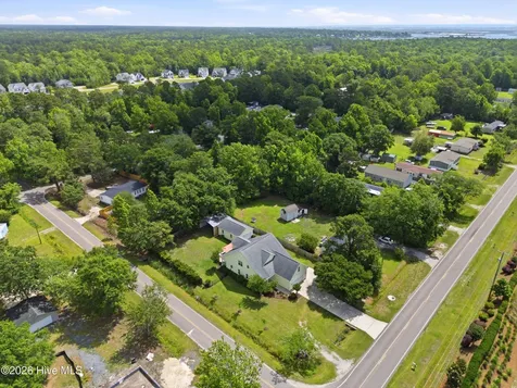 807 Factory Road Hampstead NC 28443