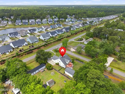 807 Factory Road Hampstead NC 28443
