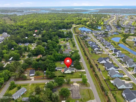 807 Factory Road Hampstead NC 28443