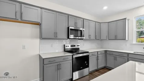 673 Wilder Bloom Path Aberdeen NC 28315