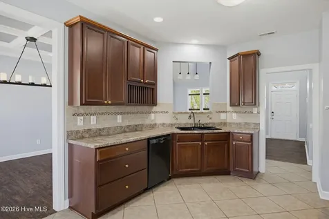 300 Walkens Woods Lane Jacksonville NC 28546