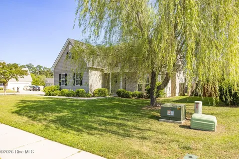 300 Walkens Woods Lane Jacksonville NC 28546