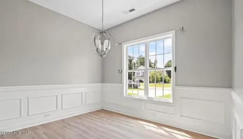 303 Elk Court Jacksonville NC 28546