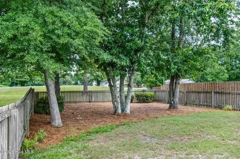 153 N Belvedere Drive Hampstead NC 28443