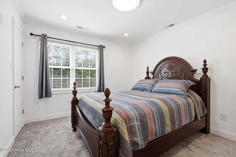138 Yacht Club Drive Newport NC 28570