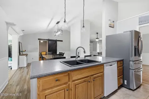102 Beaver Trail Hubert NC 28539