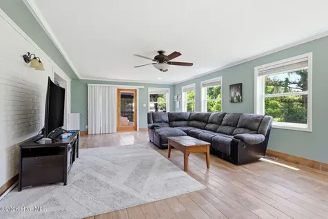 102 Beaver Trail Hubert NC 28539