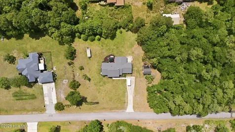 102 Beaver Trail Hubert NC 28539