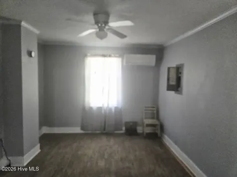 407 S Johnson Street Mount Olive NC 28365