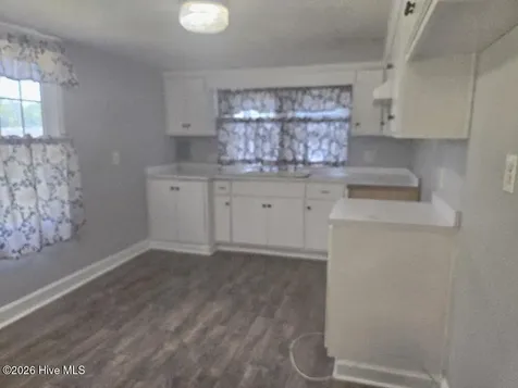 407 S Johnson Street Mount Olive NC 28365