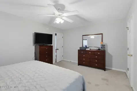 216 Yearling Loop Jacksonville NC 28540
